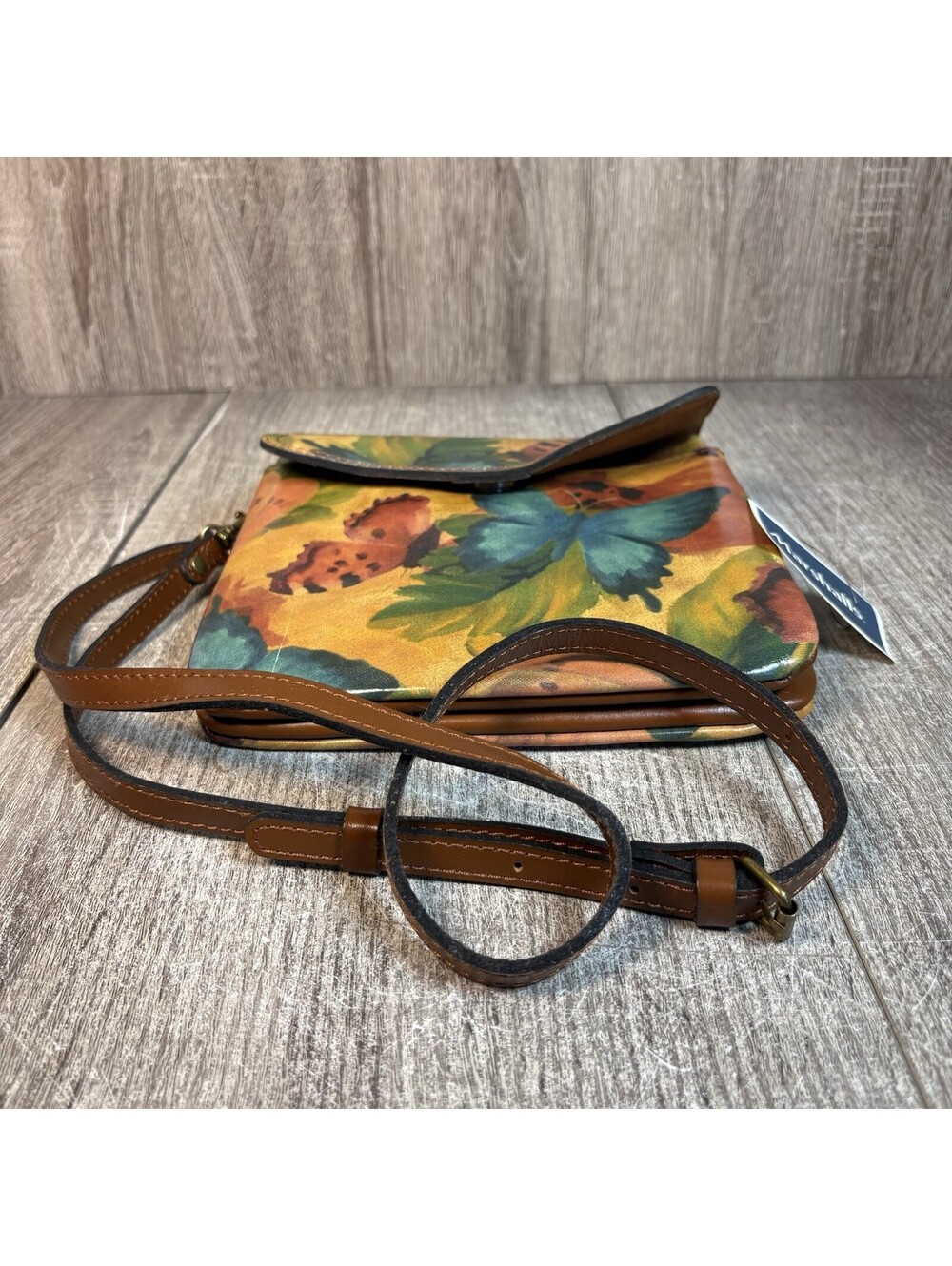 Patricia Nash Balluri Watercolor Butterfly Leather Crossbody Bag Purse NWT - Picture 4 of 5